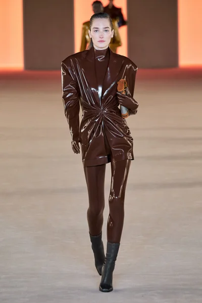 Look 59